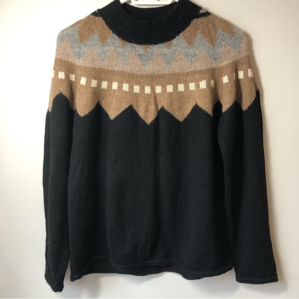 Alpaca sweater Fairisle  black tan gray Gorpcore soft cozy warm Size M